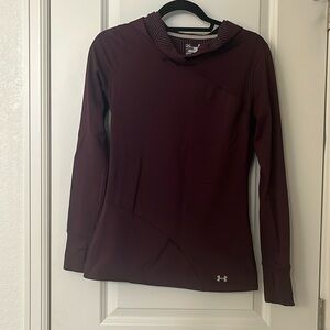 Under Armour hooded pullover fitted long sleeve top